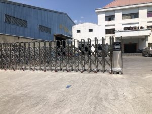 Sửa chữa cổng xếp tại KCN AGTEX Long Bình  